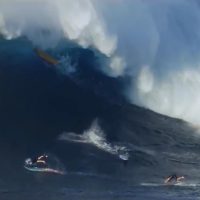 ビッグウェイブサーフィンのお化けセットを喰らう瞬間をまとめた命懸け動画