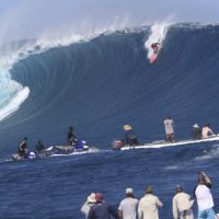 現在炸裂中のクラウドブレイク映像&死に直面したアーロン・ゴールドのストーリー