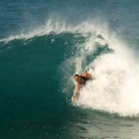 キース・マロイが語るボディサーフィンで波に乗るためのコツ