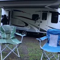 ジェイミー・オブライエンがキャンピングカーでスノー&サーフトリップ@米国オレゴン