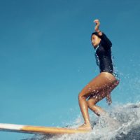 レンボンガン島セッションがメインの韓国サーファーガールのバリ島トリップ