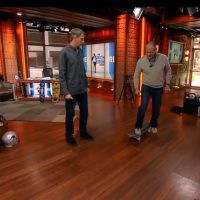 スポーツキャスターはスポーツも得意!?トニー・ホークの指導でスケート挑戦の結末