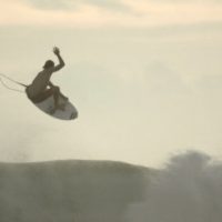 クリードに始まりラスタで終わるビラボンライダーのフリーサーフ動画