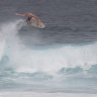 オアフ島ノースショアで2016年撮影のジョンジョン・フローレンスのフリーサーフ