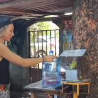 中米での2016年WQSイベントを転戦したモード・ル・カーのフリーサーフ映像