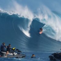 サポート環境の整ったブラジル!ペドロ・ヴィアナの世界ビッグウェイブハント動画