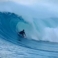 コナー・オレアリーなど5名のオージーが当てたメンタワイ(インドネシア)トリップ