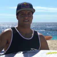 2016年フィジーイベント後のアドリアーノ・デ・スーザによるクラウドブレイクセッション