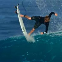 ジョンジョンの「Twelve」第二弾：ホームのハワイで過ごしたウインターシーズン