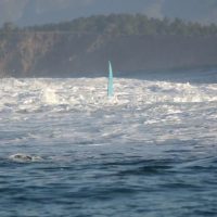 サーフィン用語として使われている英単語「Tombstone」の意味とは