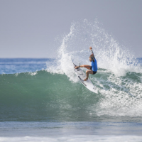 タイラーとコートニーが勝ち残った2016年WCT第七戦「スウォッチ・ウイメンズ・プロ」二日目