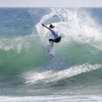 タイラーがQF進出を決めた2016年WCT第七戦「スウォッチ・ウイメンズ・プロ」三日目