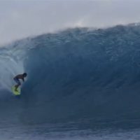 2016年レイトシーズンに待望のスウェルが入ったチョープー(タヒチ)セッション