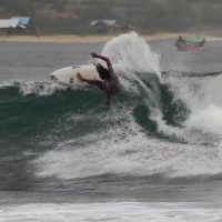 南米ウルグアイ出身のマルコ・ジョルジによるフリーサーフ@インドネシア