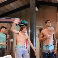 クイックライダーによるワールドカップ@サンセットの舞台裏動画「スネークテールズ」