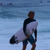 ケリー、JOB、JJFも登場の2016年クリスマスセッション@オアフ島パイプライン