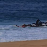 カラニ・チャップマンがオアフ島(ハワイ)パイプラインで溺死寸前の大事故