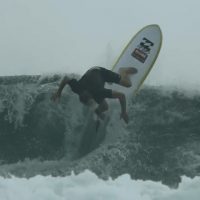 ヘイデンシェイプスの小波ボード「Plunder」!クリードやクレイグのライディング動画あり