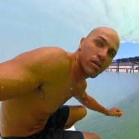 ケリー・スレーターがウェイブプールのパーフェクトバレルをGoPro撮影