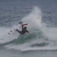 セバスチャン・ジーツの摩訶不思議な2016年ツアーストーリーとフリーサーフ動画