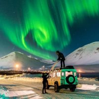 サーフフィルム「Under An Arctic Sky」の援助ではなく対等なクラウドファンディング