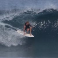 1月のオフシーズンに炸裂したクラウドブレイク（フィジー）でツインフィンセッション