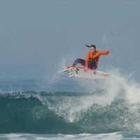 エアーやスピン炸裂のカリッサ・ムーアのフリーサーフ動画@モロッコ&イスラエル