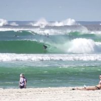 グリーンマウントのスーパーバレル！ケリーとゴールドコーストローカルによるセッション動画