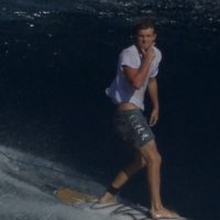 若手注目のハリー・ブライアントがクラウドブレイク(フィジー)を初体験