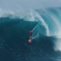 ジョーズ、エアリアル、スラブが詰まった16/17年シーズンのアルビー・レイヤー＠マウイ島