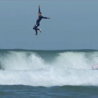 小波トウインセッションも含むフィリペ・トレドのフリーサーフ動画@ブラジル