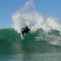 ビラボンCTサーファーによる2017年Jベイオープン前のウォームアップセッション動画