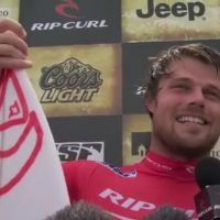 デーン・レイノルズが2010年のCTイベントで見せたトップ10ライディング動画