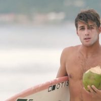 チョープー(タヒチ)、中米、メキシコ!ルーク・デイヴィスのフリーサーフィン動画