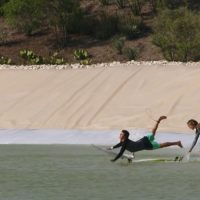 アルビー・レイヤーとトリー・メイスターが米国テキサスのウェイブプール「Nランド」へ