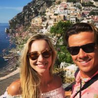 ジュリアン・ウィルソンに第一子が！妻のアシュリー・オズボーンは妊娠三か月