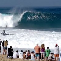 ハワイシーズンは始まったばかり!オアフ島ノースショアローカルによるパイプセッション動画