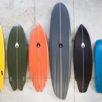 遊び心満載なイベント「The Weird」!今年はイギリスにて6本の奇抜なボードで開催