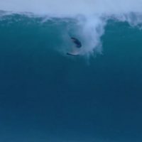 WOTW11月はブレット・バーリー!12月もオアフ島ノースショアでは凄いライディングが