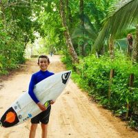 フランス出身スーパーグロム!13歳のノア・デュプイのフリーサーフィン動画