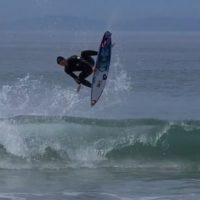 小波で驚きの高さと安定感!ガブリエル・メディナのエアリアル動画@ソルトクリーク