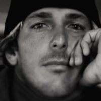 プレミア試写会間近!アンディ・アイアンズ作品の新予告編とメッセージ