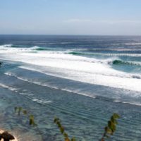 マーギーズプロ代替イベント会場はバリ島を代表するレフトのウルワツに決定