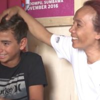 スーパーグロムのブロンソン・メイディがホームに恩返し!母親と感動の再会シーンも