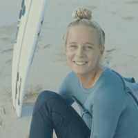 オーストラリアとスンバワ島レイキーピーク!イザベラ・ニコルスのフリーサーフ動画