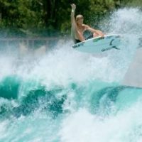 エリック・ガイゼルマンなどがBSRサーフリゾートへ!フリーサーフ動画