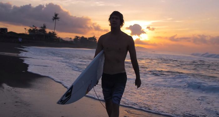 ジョーディ スミスによるバリ島 インドネシア でのフリーサーフィン動画 サーフィン動画ニュース World Surf Movies