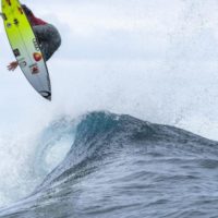 ジュリアン敗退の波乱のスタート：2018年メンズCT第7戦「タヒチプロ」初日