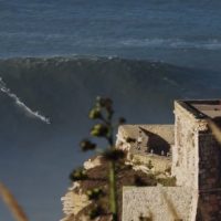 ナザレの17/18年ダイジェスト動画!ヘビーワイプアウトにギネス記録更新など