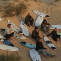 ドリアンやオッキーも参戦！ビラボンライダーが豪砂漠地帯へサーフトリップ